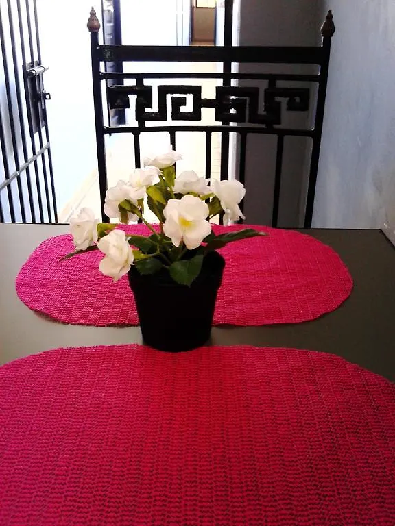 Hostal Class Colonial Santo Domingo 2*,